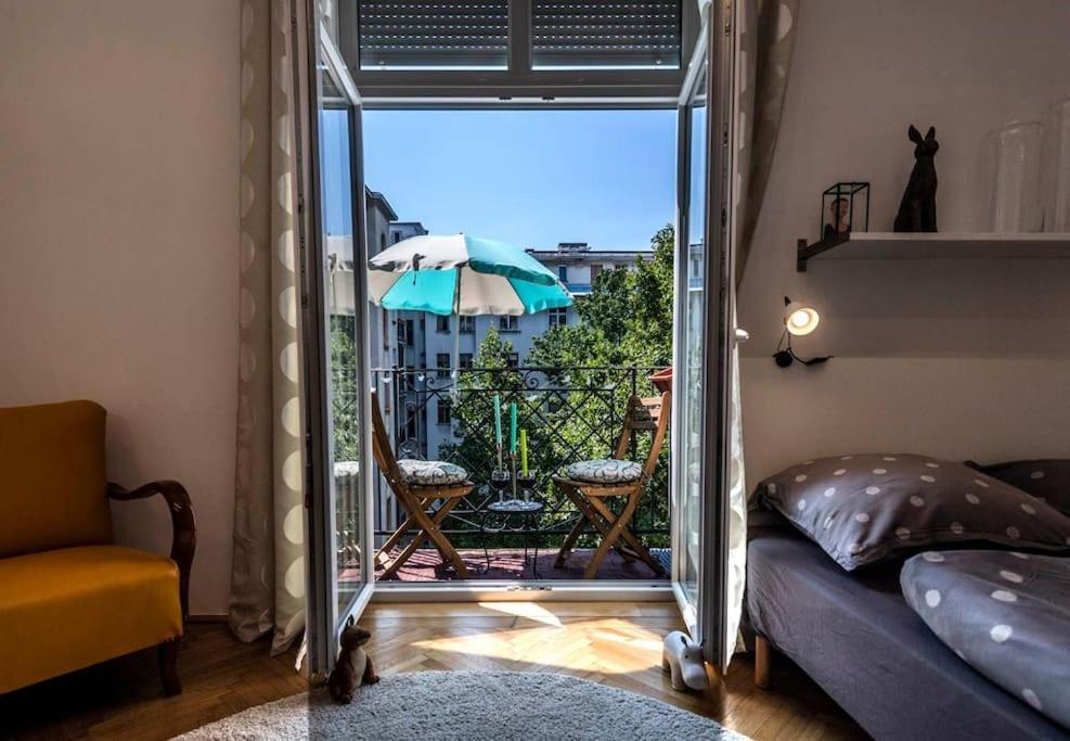 Gorgeous Flat Right Near The City Center Budapest Esterno foto