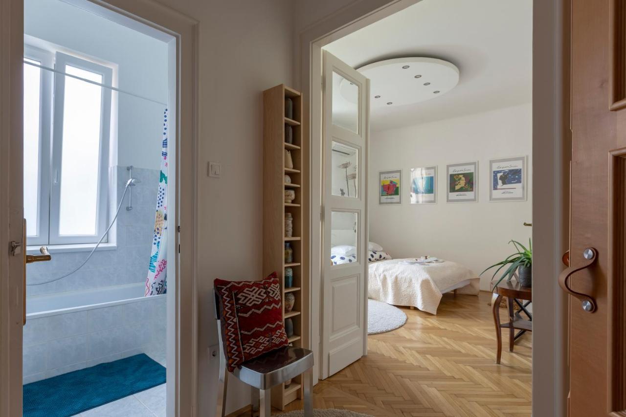 Gorgeous Flat Right Near The City Center Budapest Esterno foto